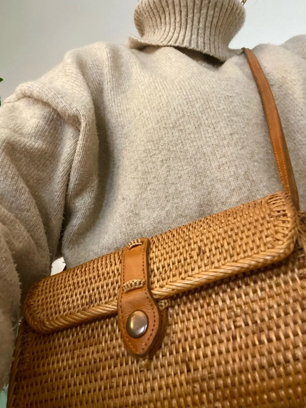 Street Level handmade Woven rattan structured Crossbody Bag in Tan - Picture 14 of 14